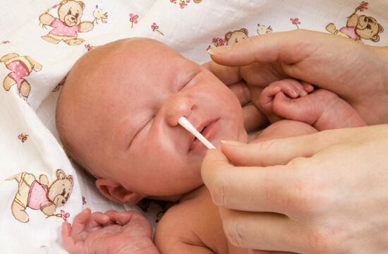 Treating colds in a newborn baby