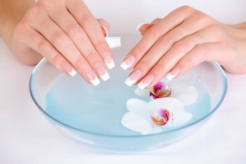 How to make yourself a manicure at home