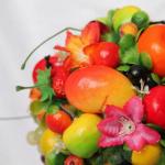 How to make a topiary from artificial flowers and fruits DIY artificial fruits